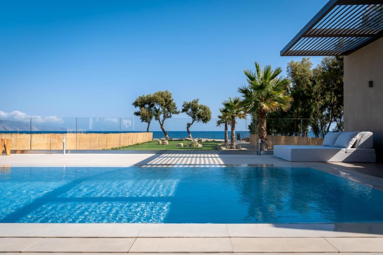 Artemis Seafront Villa, An Evanescence Sea Retreat, By Thinkvilla Tavronitis Dış mekan fotoğraf