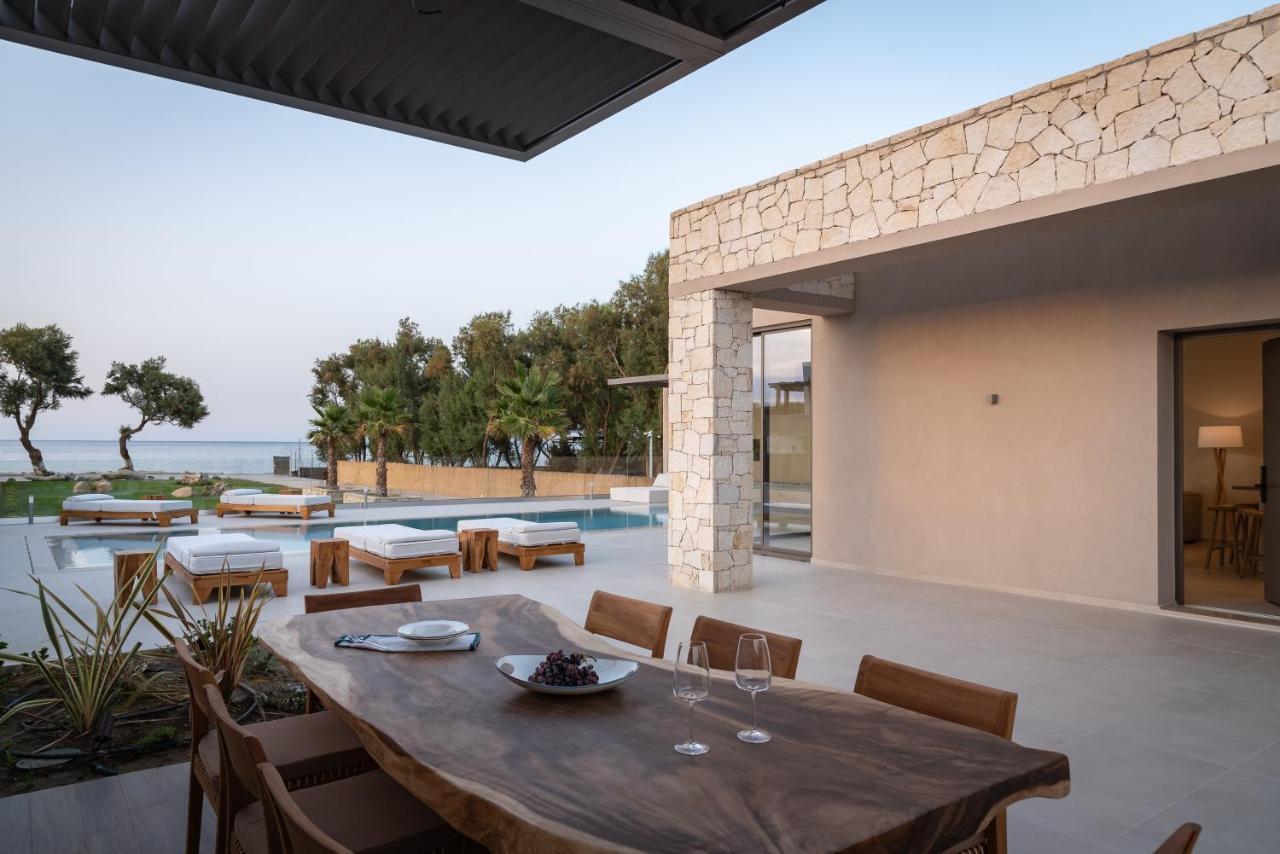 Artemis Seafront Villa, An Evanescence Sea Retreat, By Thinkvilla Tavronitis Dış mekan fotoğraf